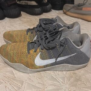 Nike Multicolor Knit Sneakers